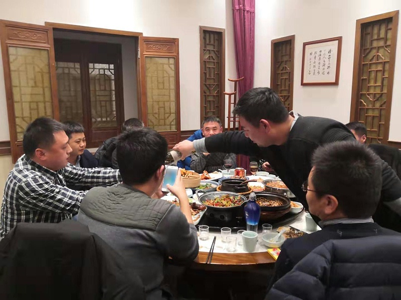 凝心聚力，共創(chuàng)未來(lái)——無(wú)錫三盛機(jī)電2020年會(huì)報(bào)道