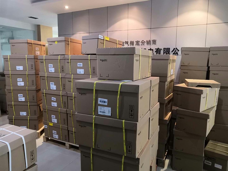 施耐德各型號變頻器大量到貨